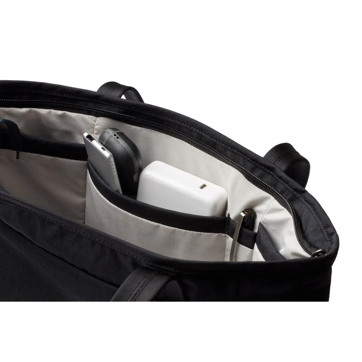 Bellroy Tokyo Tote Compact in Raven