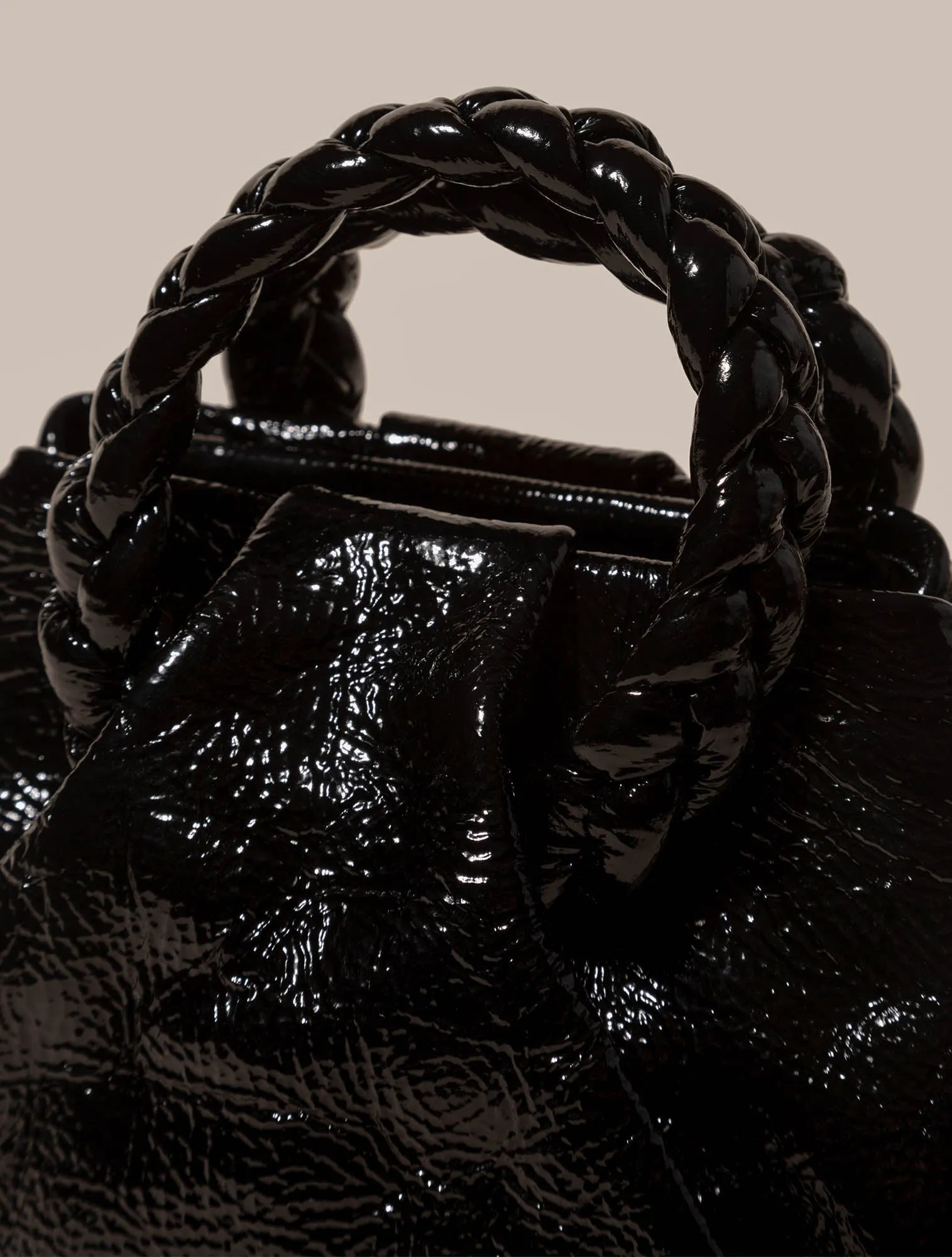 Bombon Crinkled Glossy