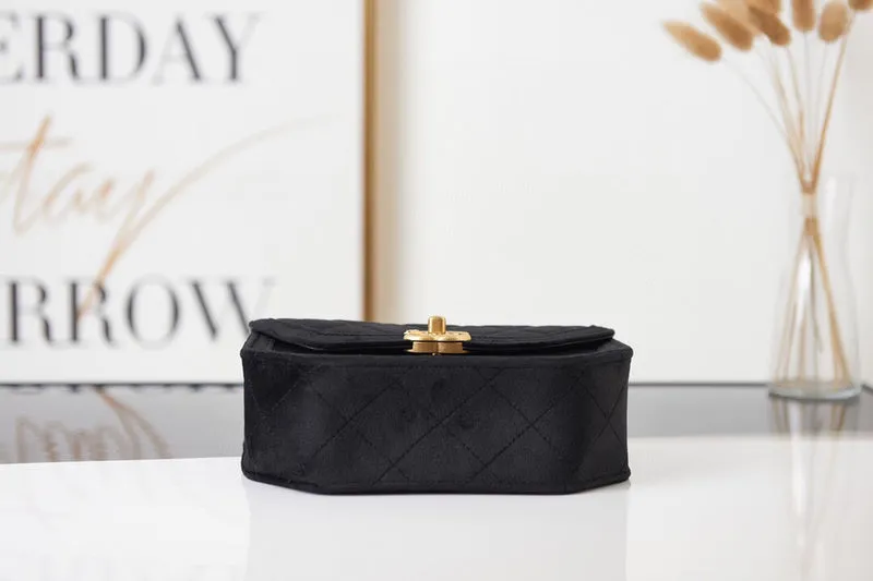 Elegant Nicely - CHL Bags - 3483