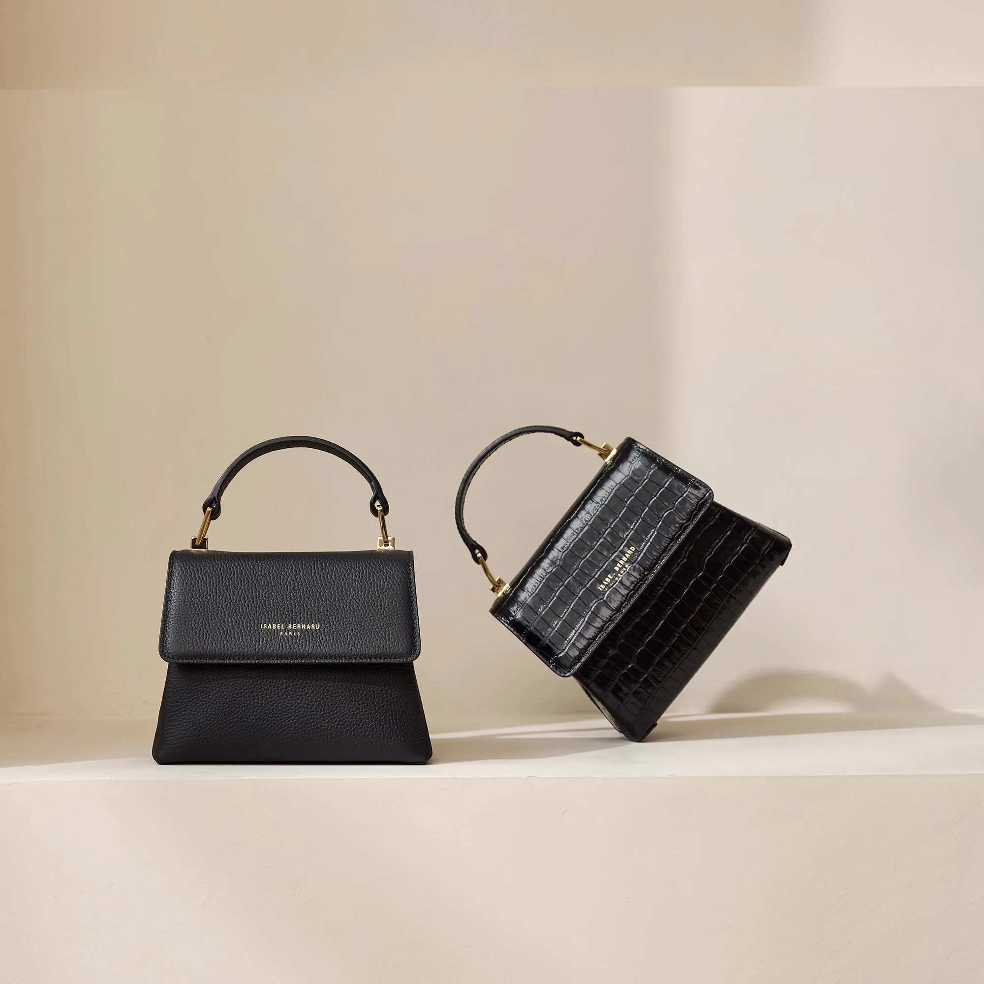 Femme Forte Heline croco black calfskin leather handbag