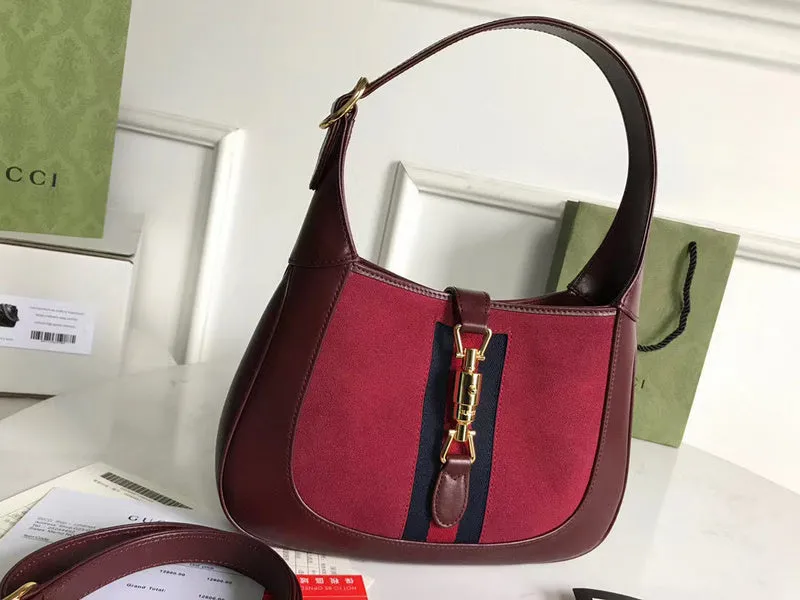 Gucci   Luxury Bags  1041