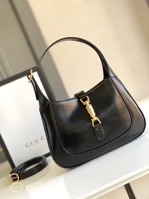 Gucci   Luxury Bags  1053
