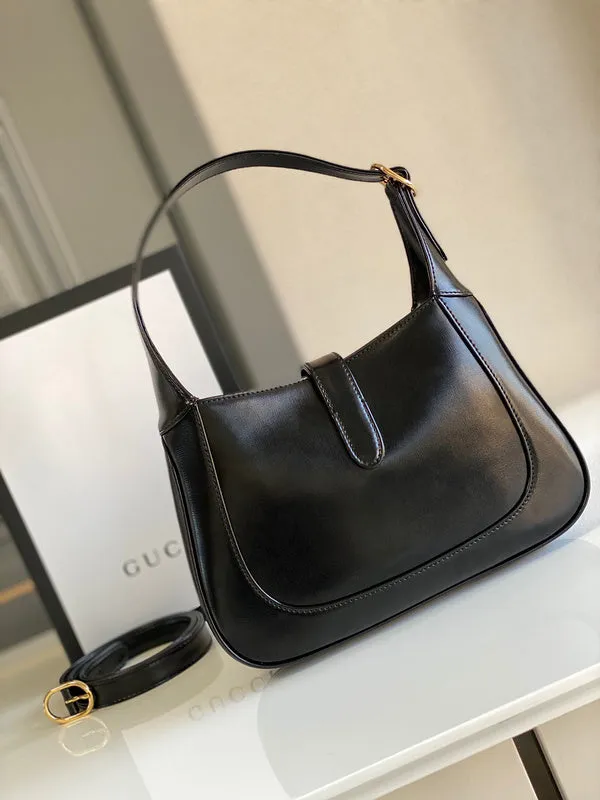 Gucci   Luxury Bags  1053