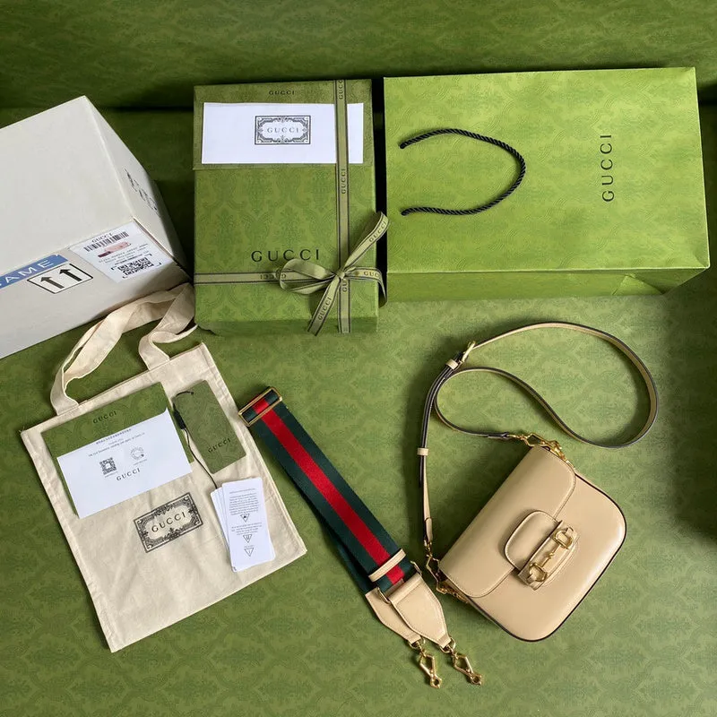 Gucci   Luxury Bags  1081
