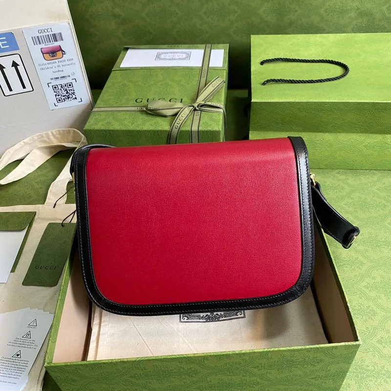 Gucci   Luxury Bags  1086