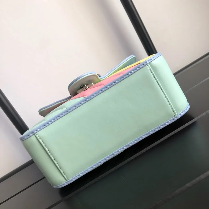 Gucci   Luxury Bags  1104