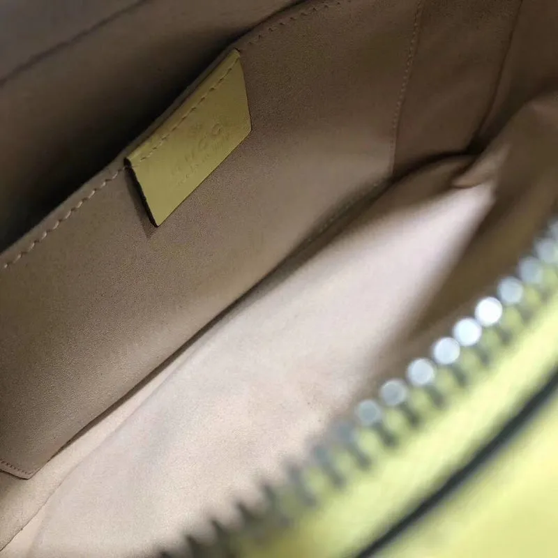 Gucci   Luxury Bags  1177