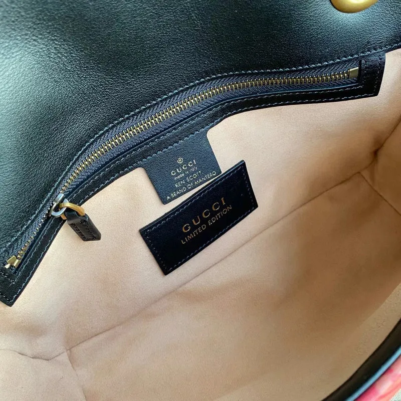 Gucci   Luxury Bags  1237