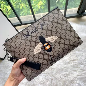 Gucci   Luxury Bags  1320