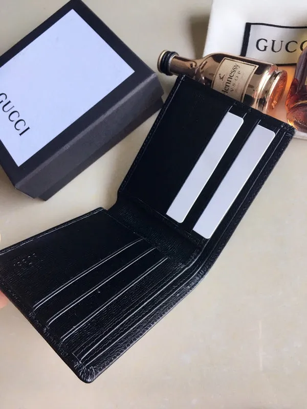 Gucci   Luxury Bags  1352