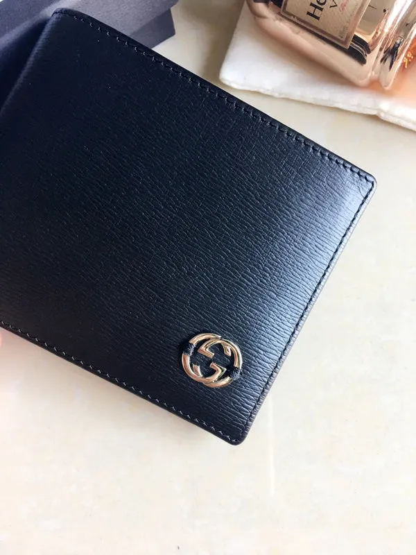 Gucci   Luxury Bags  1352