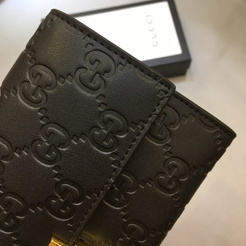 Gucci   Luxury Bags  1359