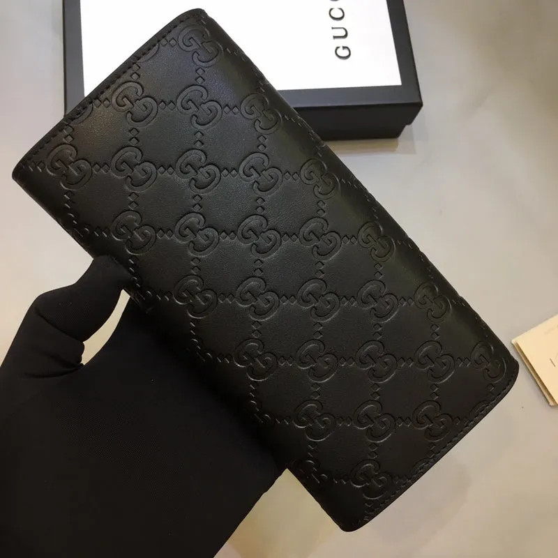 Gucci   Luxury Bags  1359