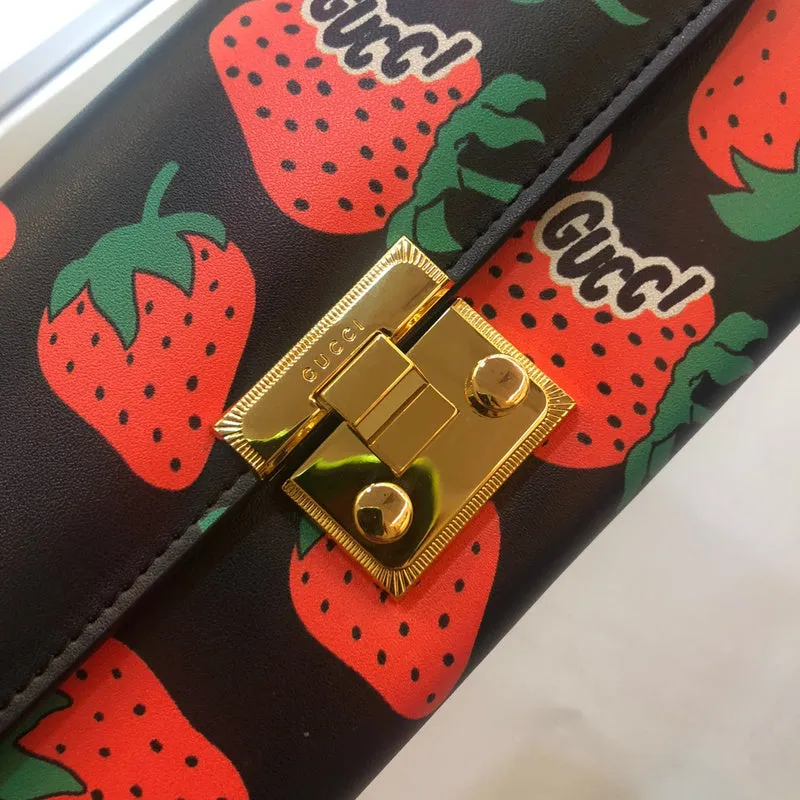 Gucci   Luxury Bags  1360