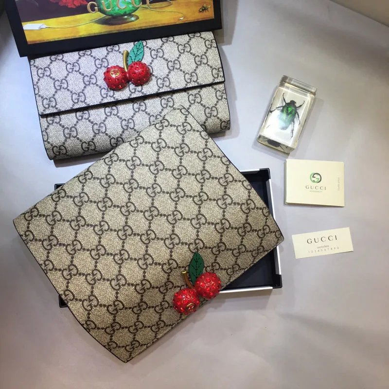 Gucci   Luxury Bags  1365