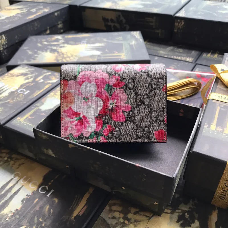 Gucci   Luxury Bags  912