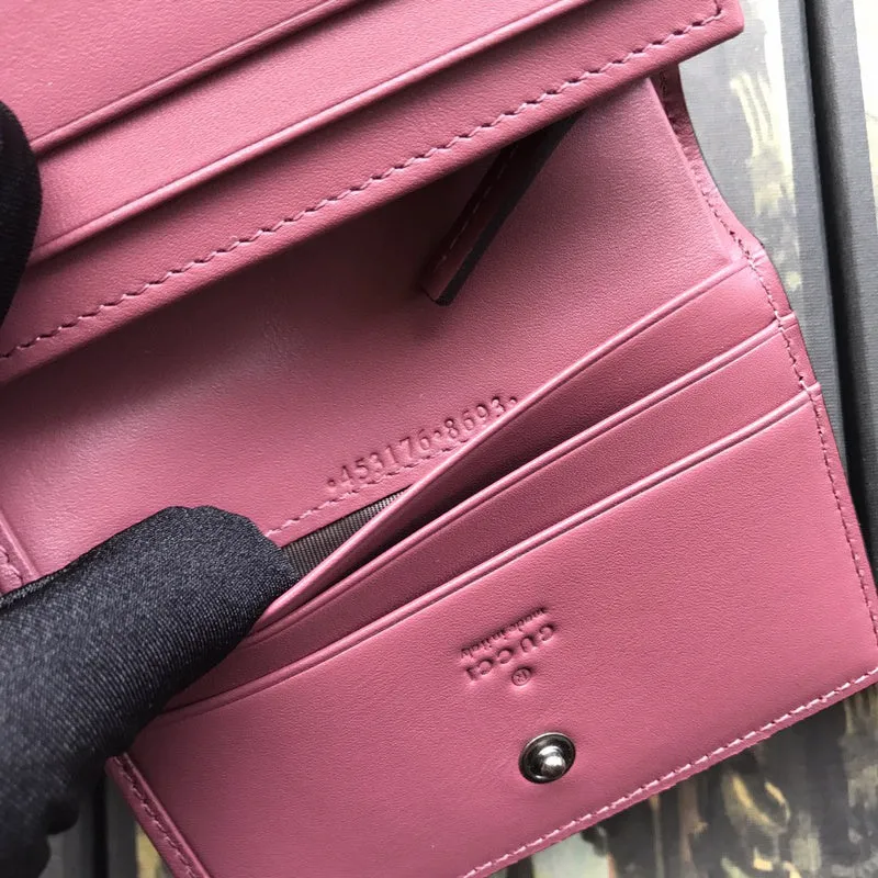 Gucci   Luxury Bags  912