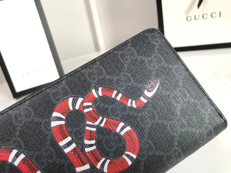 Gucci   Luxury Bags  916