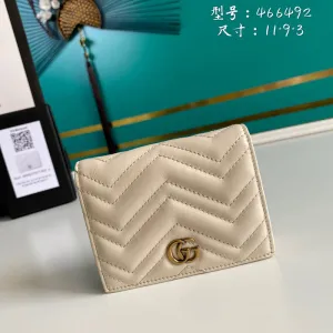 Gucci   Luxury Bags  929
