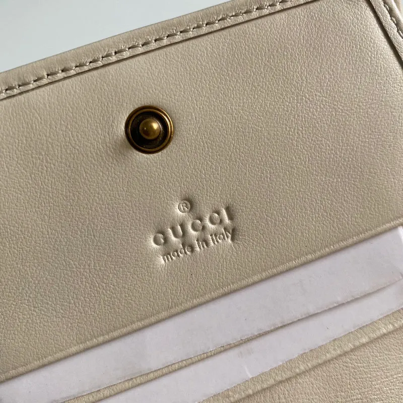 Gucci   Luxury Bags  929