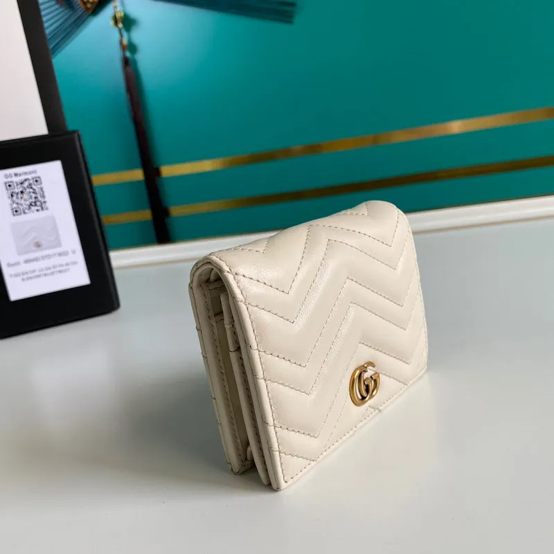 Gucci   Luxury Bags  929