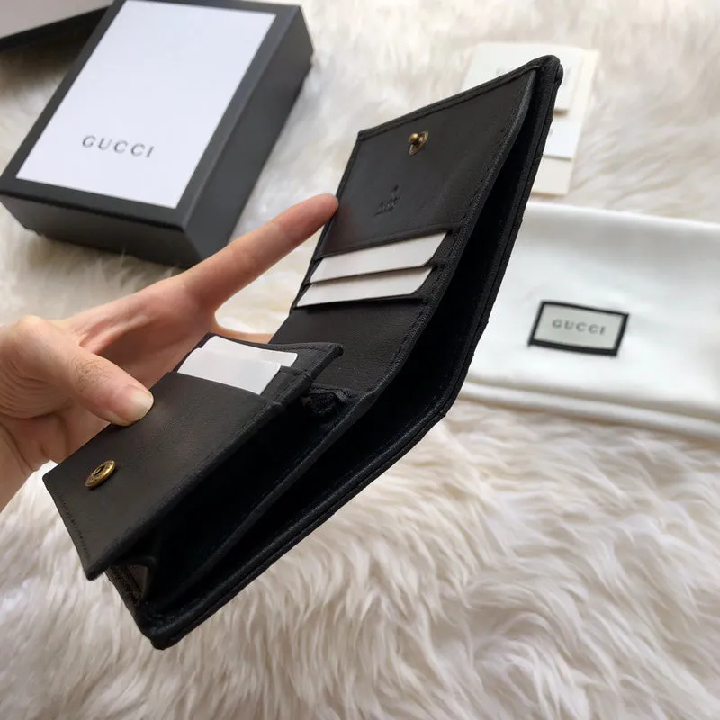 Gucci   Luxury Bags  934