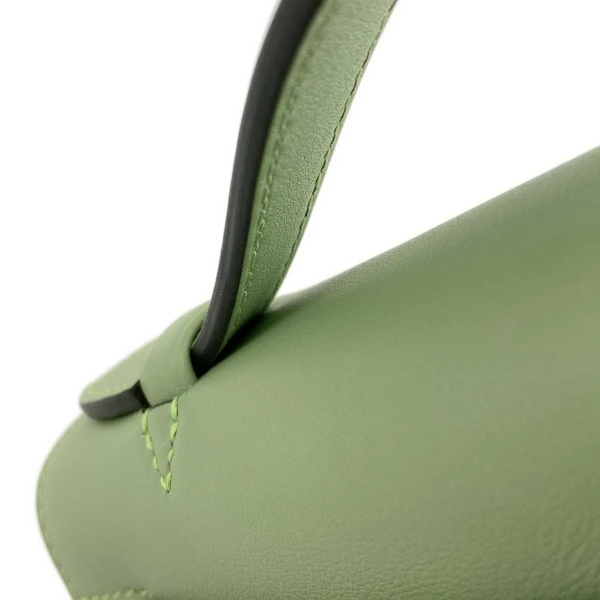 Hermès Kelly Pochette Vert Criquet Veau Swift