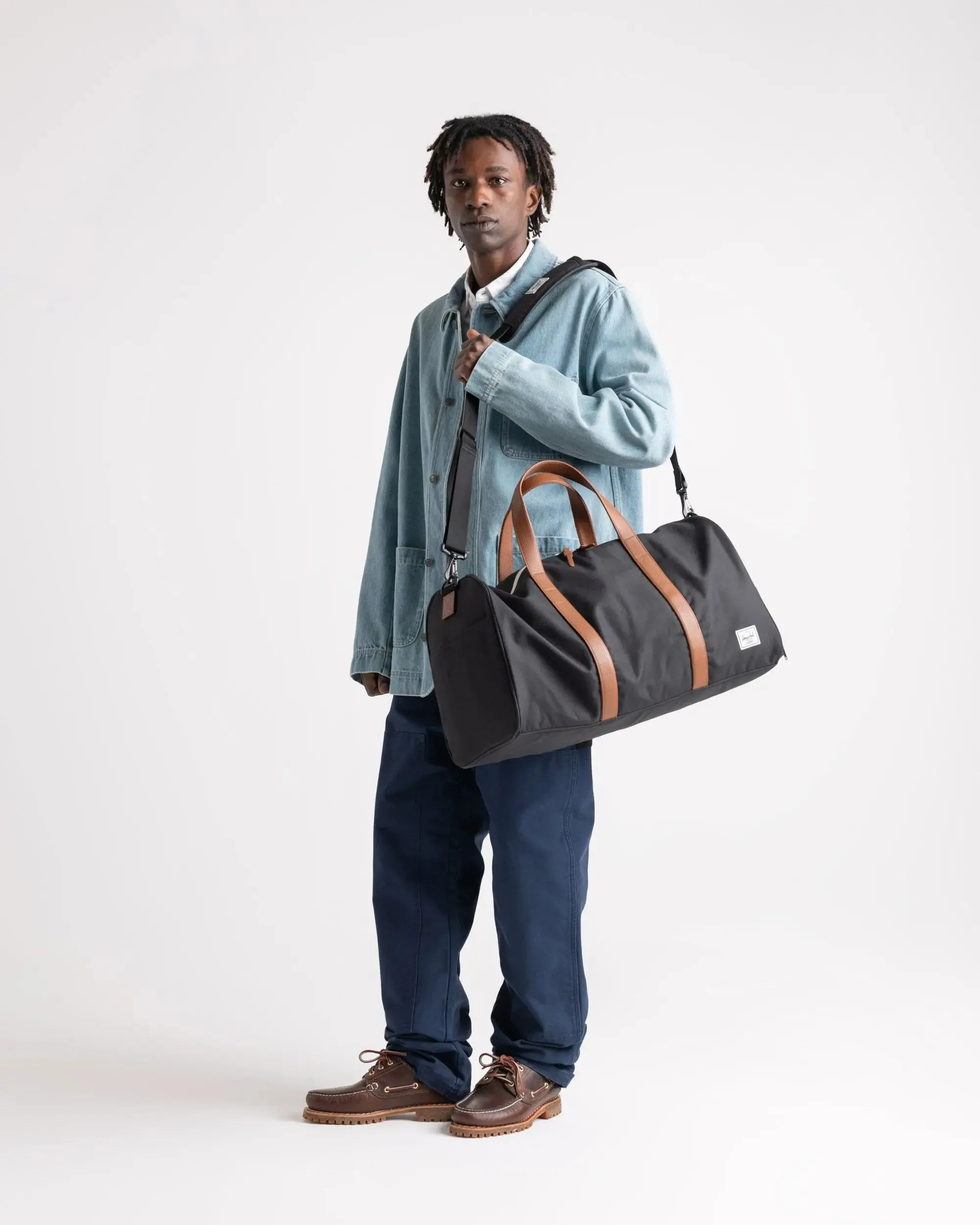 Novel Duffle (Dark Earth)