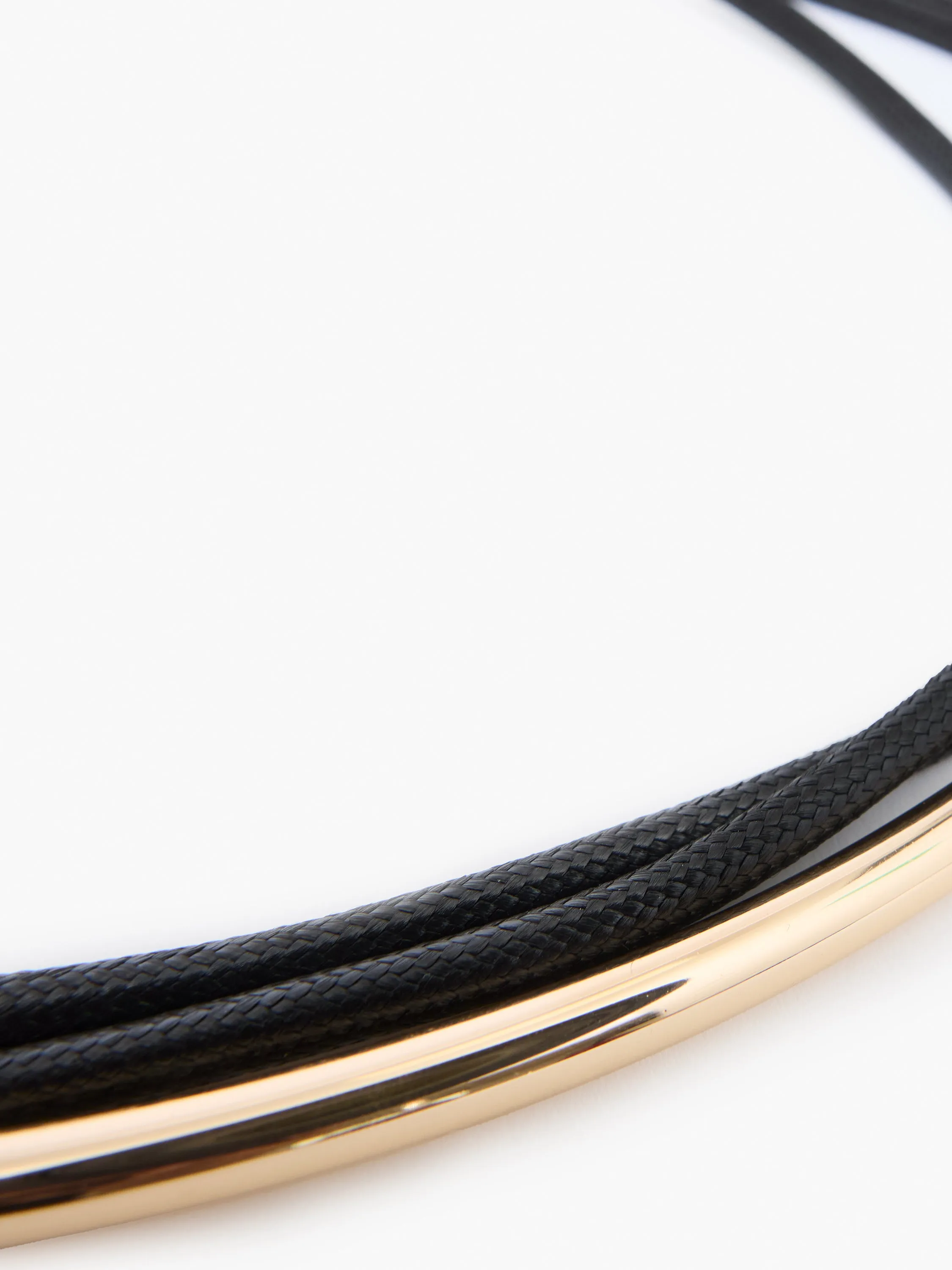 Tubular Tie Belt